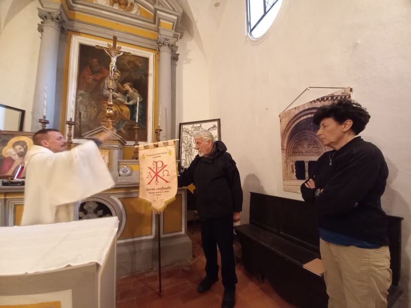 Presentazione stendardo