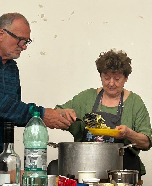 Tempo di cena Lidiana al lavoro