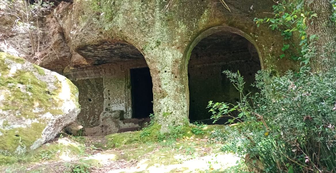 Fotoracconto Necropoli